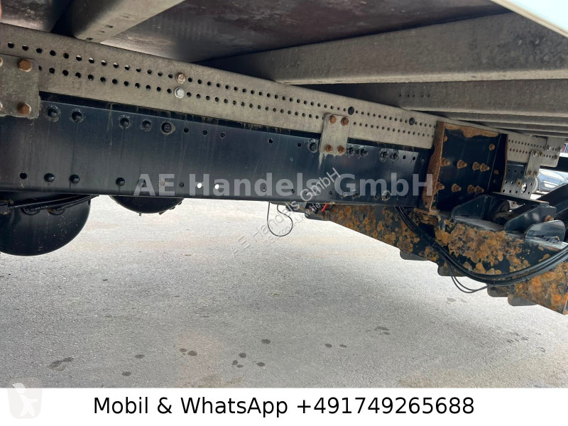 Vrachtwagen MAN 12.220 C BL...