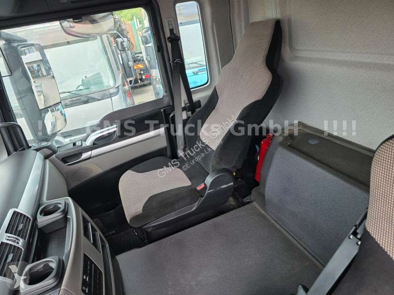 Camion MAN 33.470 / 6X4 / Hiab /33ton Chassis/...