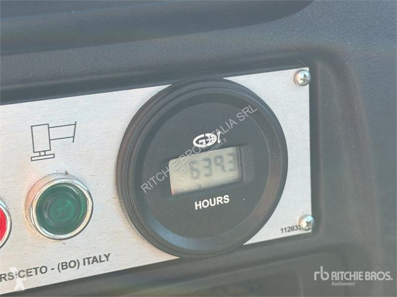 Camion Iveco 19-8,5 HQ 19 m on Iveco 35-140...