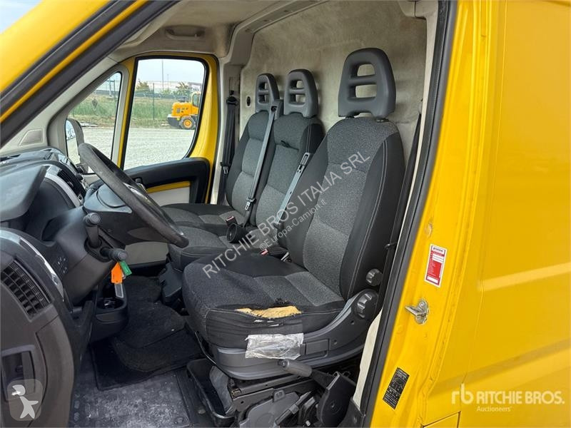 Вантажівка Fiat Van Truck