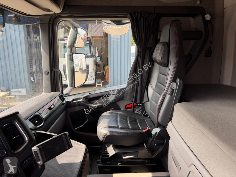 Camión Scania 650 V8 6x2*4 etarder Full Air...