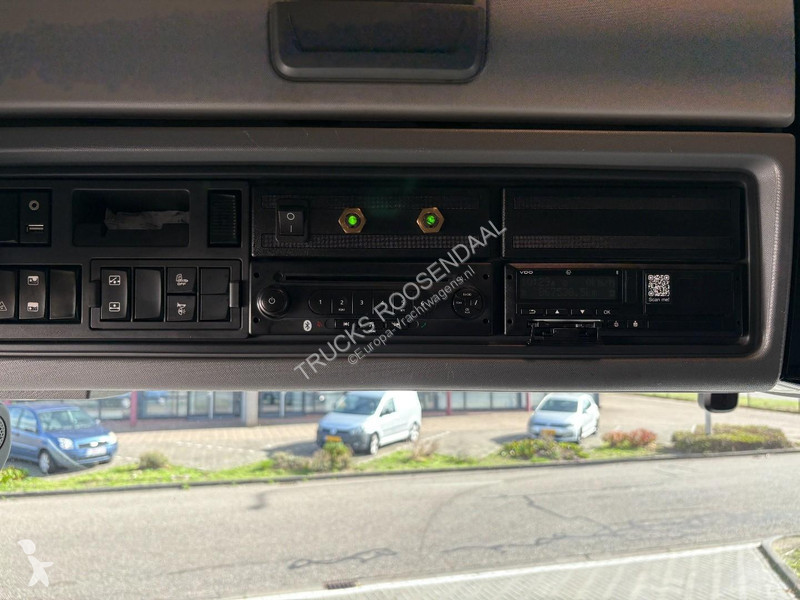 Camión Renault T 380 + 19t + lift + euro 6
