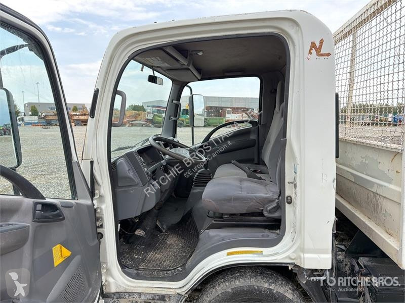 Kamion Isuzu S/A Dump Truck