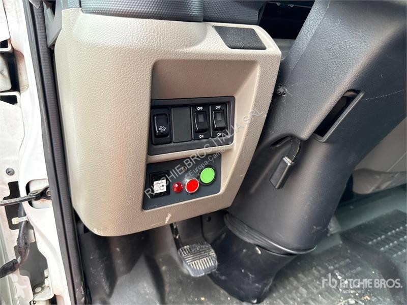 Camion Renault Multitel Pagliero MJ201 20 m on...