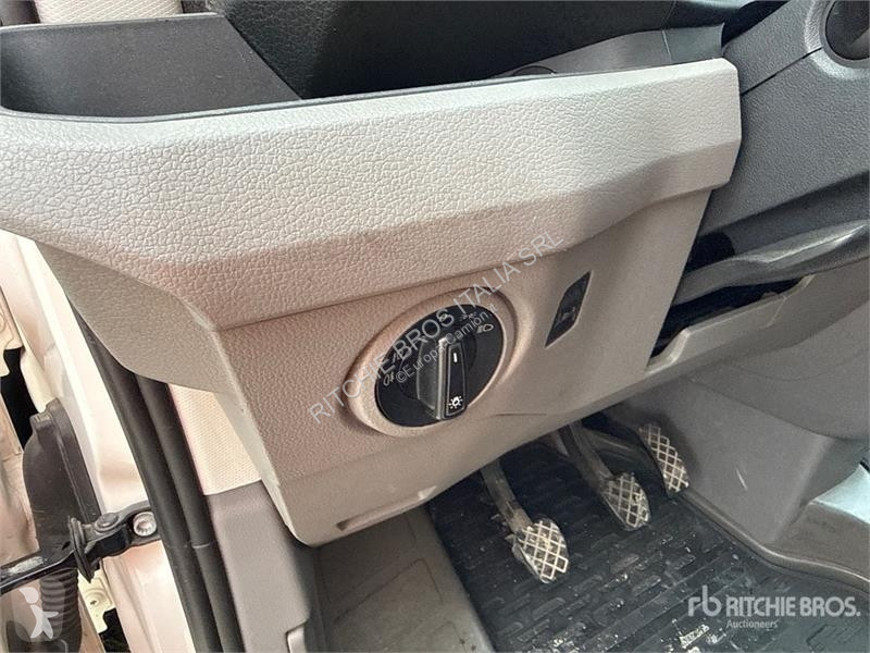 Camión Volkswagen CRAFTER 35 Flatbed Truck