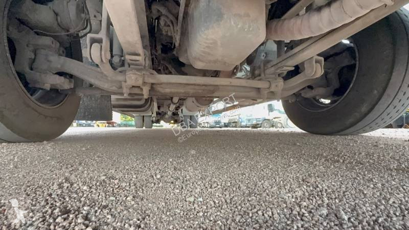 Camión Volvo 290