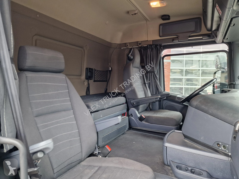 Camion Scania 320 4x2 - Bussbygg box - Full air...