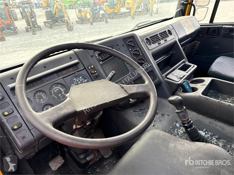 Camion DAF 180 4x2 Tow Truck