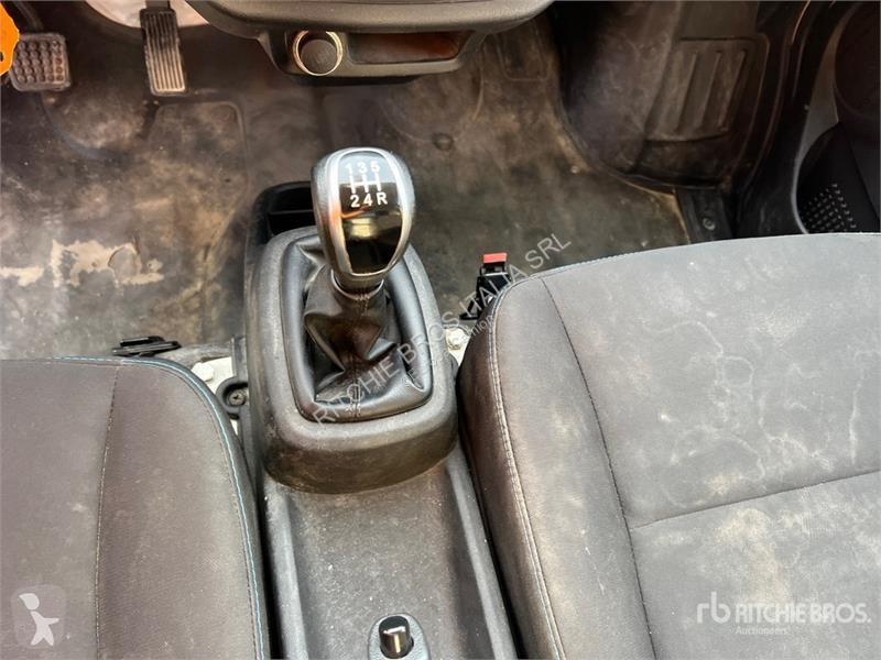 Camion Piaggio NP6 S/A Dump Truck