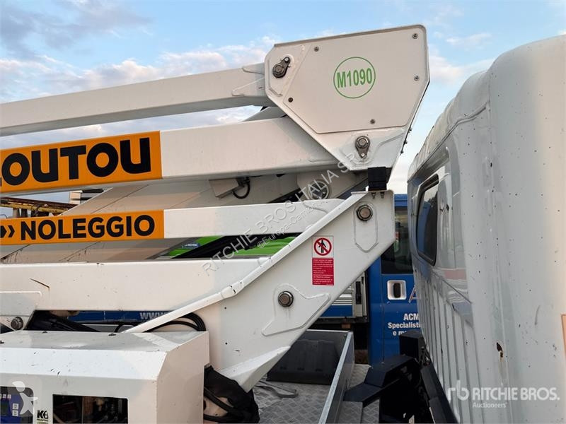 Camion Nissan Snake 2010H Plus Basic 20 m on...