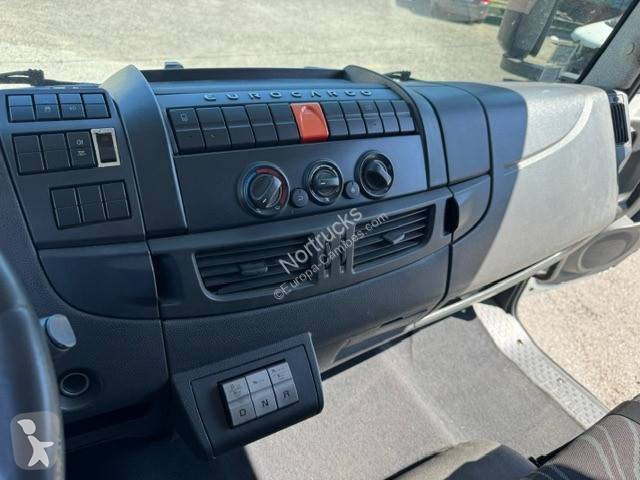 Camion Iveco 180E32