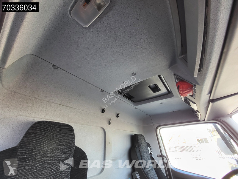 Грузовик Mercedes 1523 4X2 15tonner APK 5mtr...