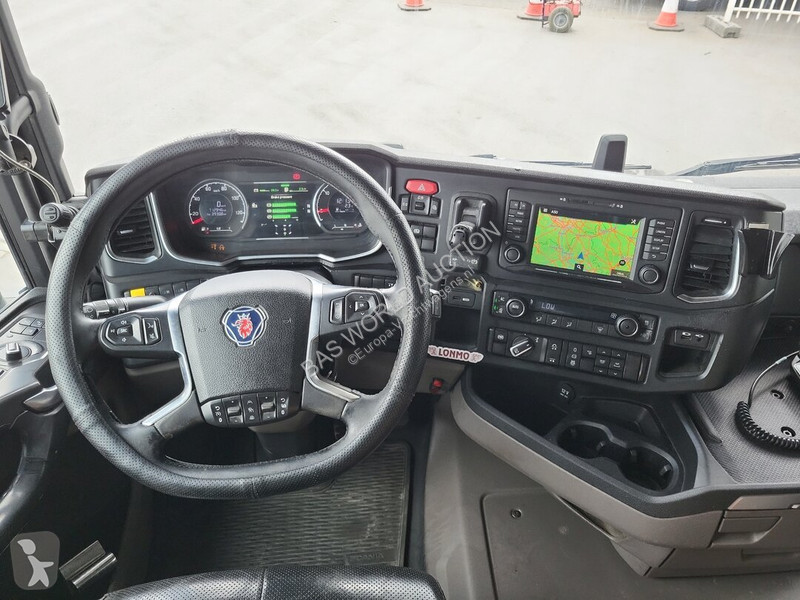 Camião Scania 580