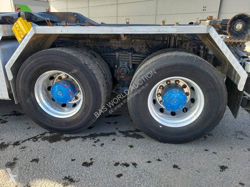 Lastbil Mercedes 3245