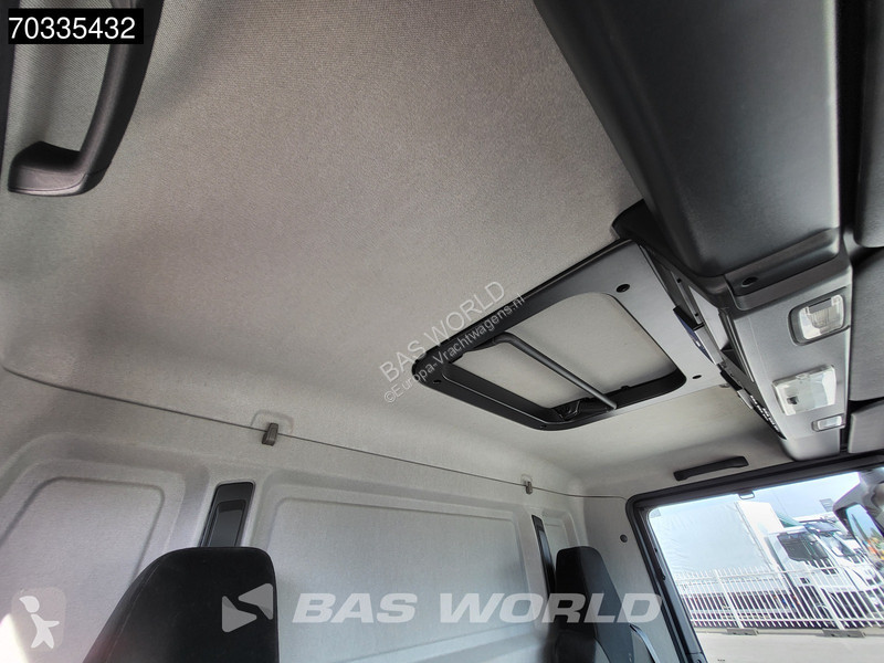 Lastbil MAN 12.250 4X2 12t Automatic Tailgate...