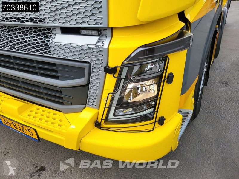Camión Volvo 750 8X4 NL-Truck HIAB 1058 Miller...