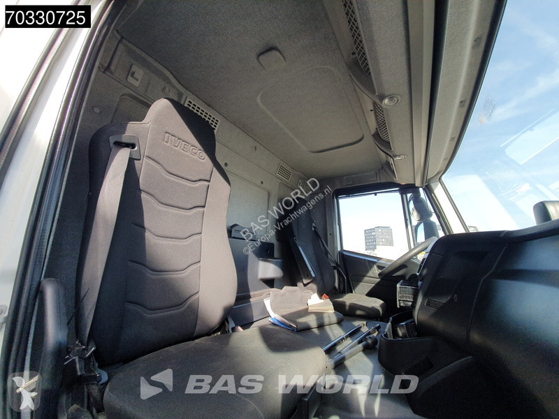 Lastbil Iveco 420 4X2 20t Tailgate Automatic...