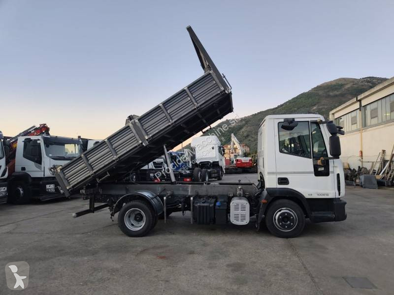 Iveco 100 E 18 truck