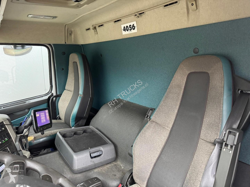Kamion Volvo 330 6X2 EURO 6 + FRIGOBLOCK +...
