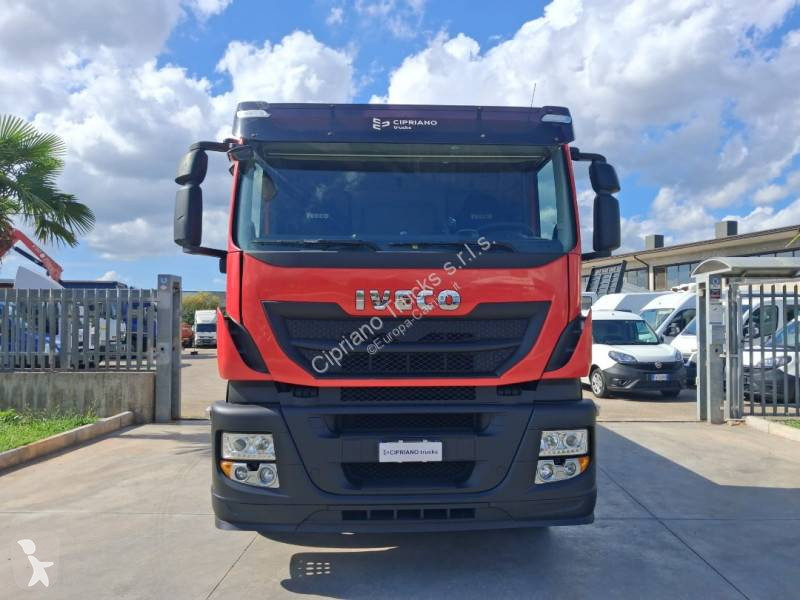 Kamion Iveco 260 E 36