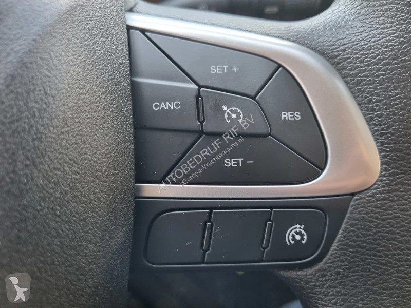 Kamion Iveco 35C16/ 3.0D/ Chassiscab/ WB 410/...