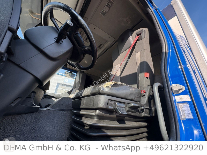 Kamion Renault 320.19 D-Wide...