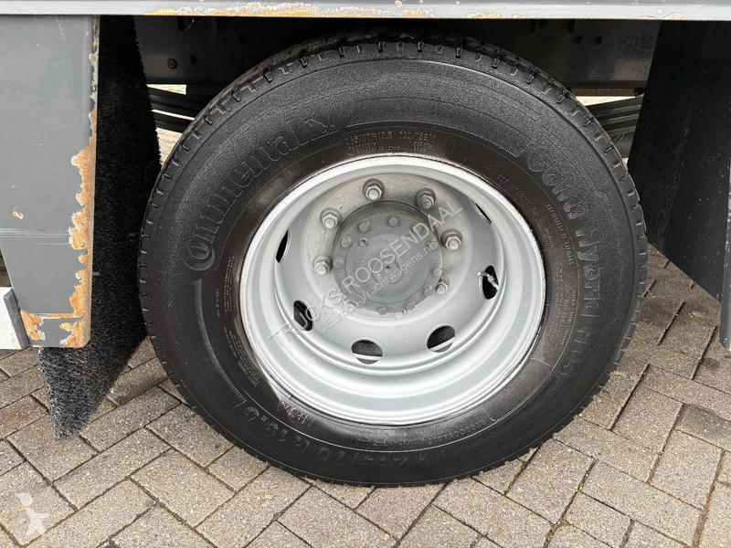 Kamion Volvo 250 + 12t + 6cyl + BOX 7.28 + EURO...