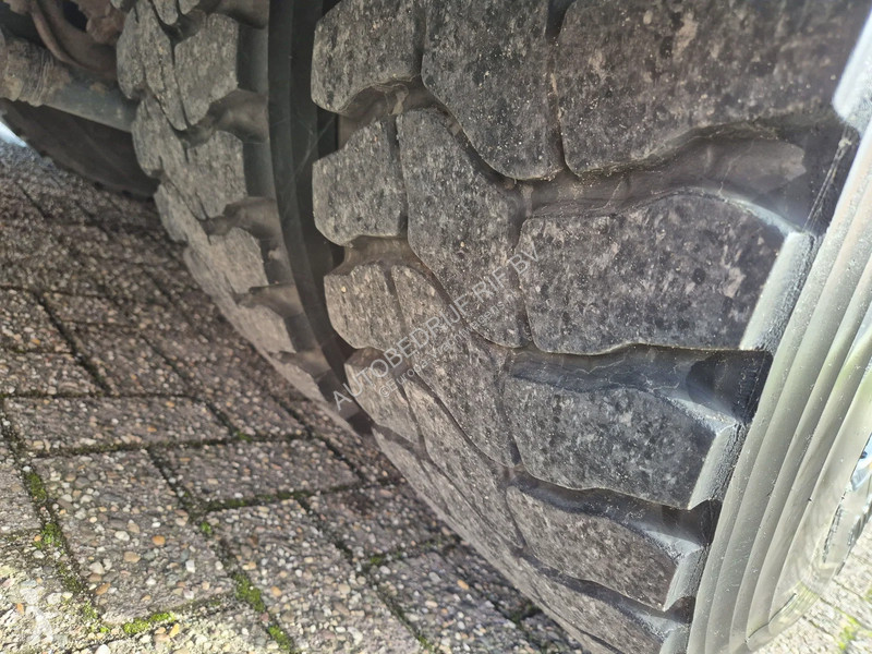 Lastbil MAN 26.400 6X2 Pritsche/ Crane Terex...