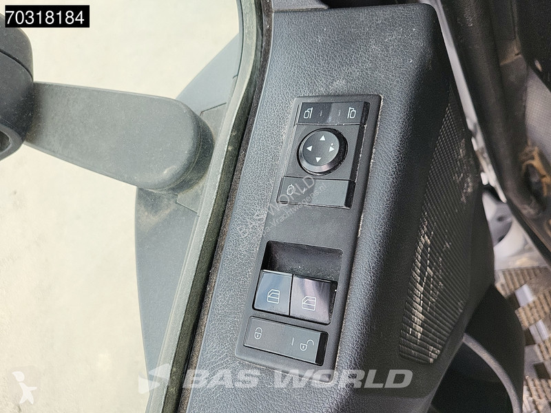 Kamion Mercedes 3243 8X4 16m3 tipper Full Steel...