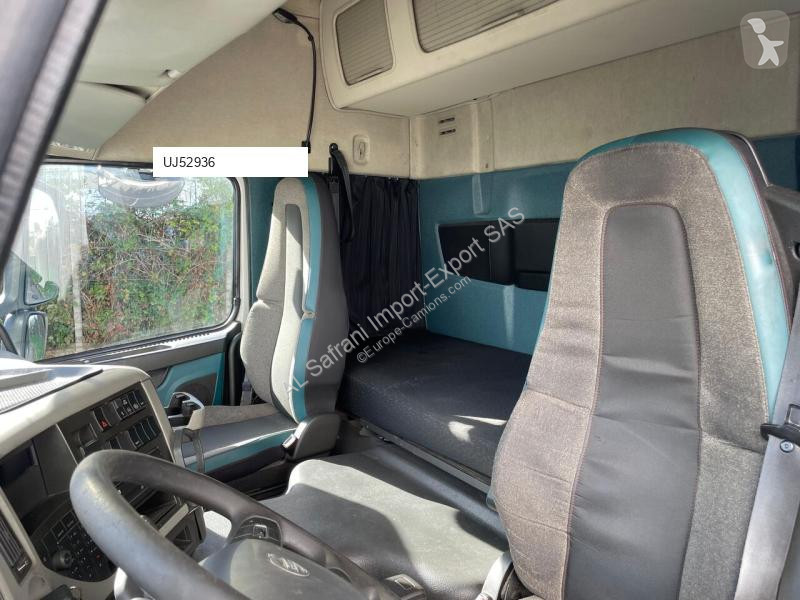 Lastbil Volvo FM 330