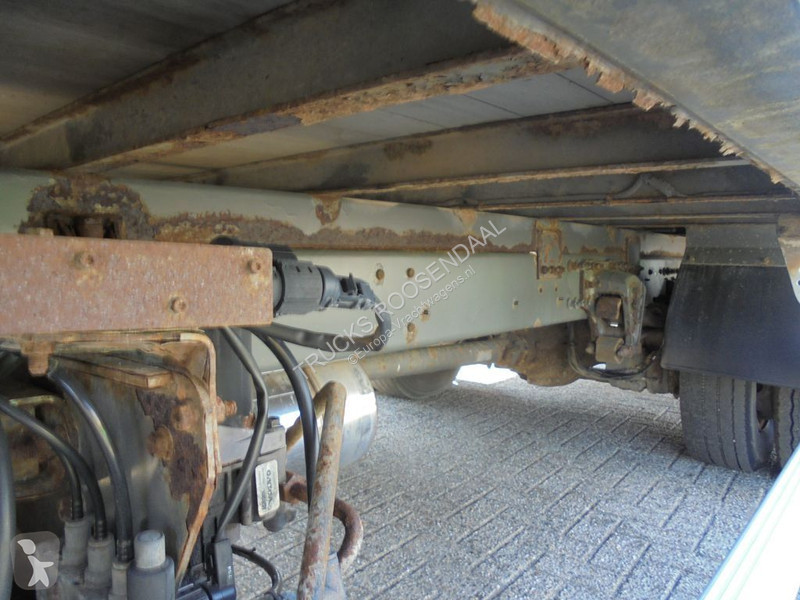 Vrachtwagen Volvo 8.180 + Manual + Dhollandia Lift