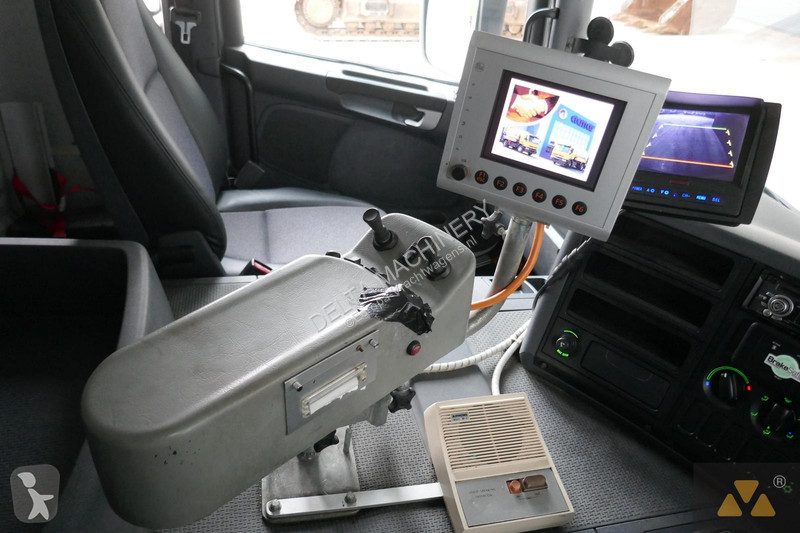 Camion Scania 380 8x2
