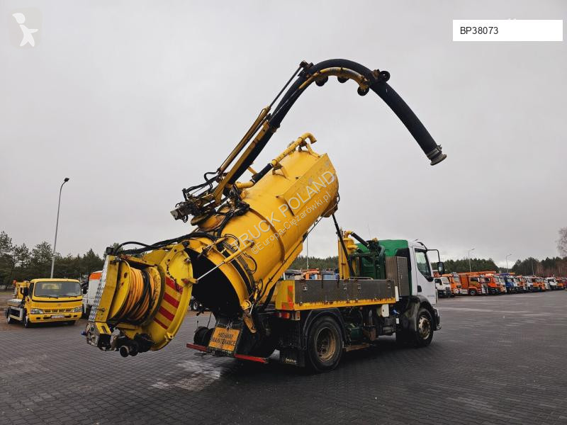 شاحنة Volvo FULLER TANKERS 2008 WUKO for...