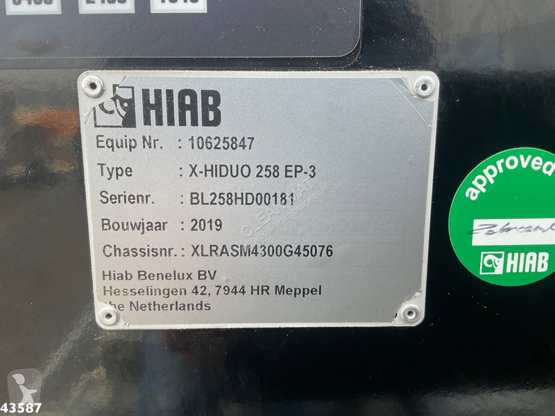 Camion DAF FAN  430 Hiab 25 Tonmeter laadkraan