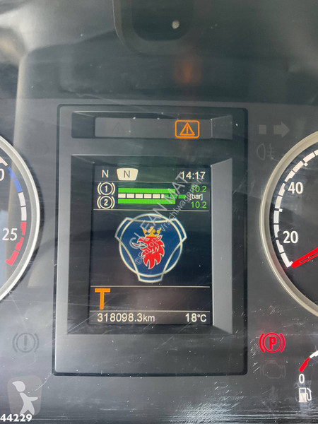 Camion Scania 440 6x4 Saugwagen