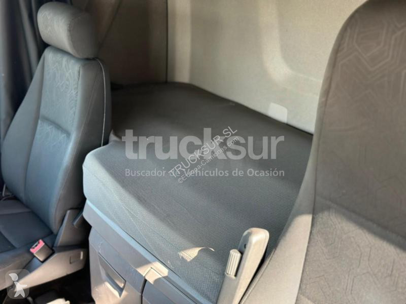 Camion remorque Scania 18