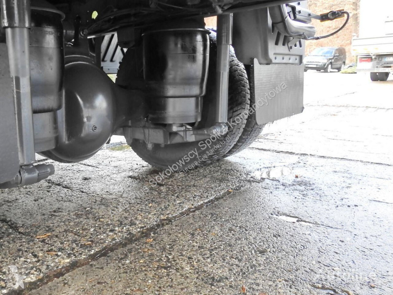 Camion Mercedes ATEGO 12.24 KONTENER WINDA 18...