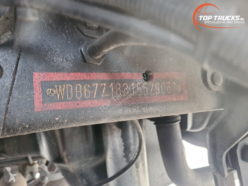 Kamion Mercedes 4x4 - 1.200 ltr...