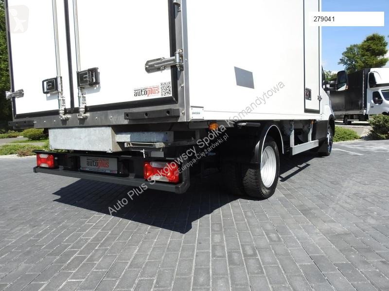 Autoutilitară Iveco DAILY 50C15 CHŁODNIA...