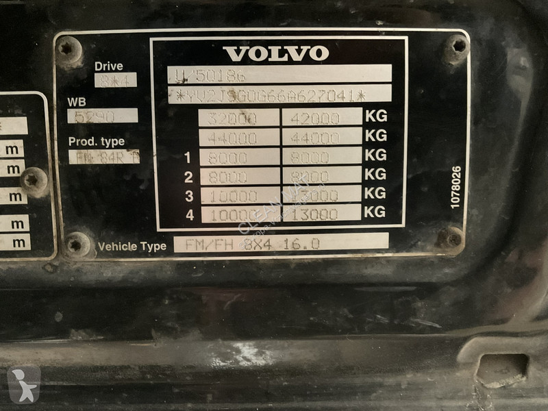 Camion Volvo 400 8x4 Manual Wicom Combi