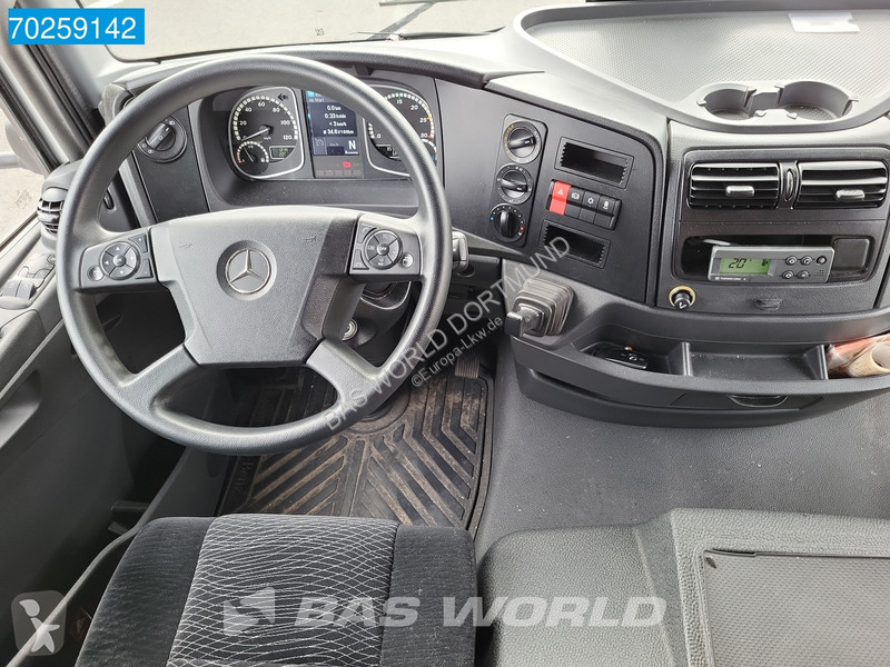 Camion Mercedes 816 4X2 7.49t Thermoking B-100...