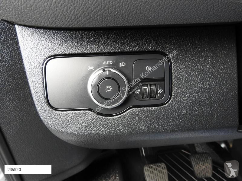 Kamion Mercedes SPRINTER KONTENER WINDA 8 PALET...