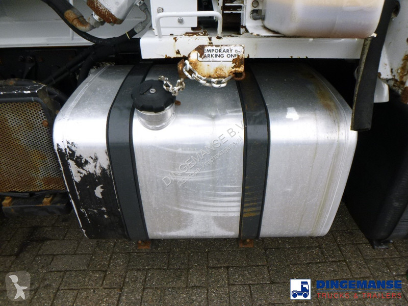 Lastbil Mercedes 1824 4x2 RHD Whale vacuum tank...