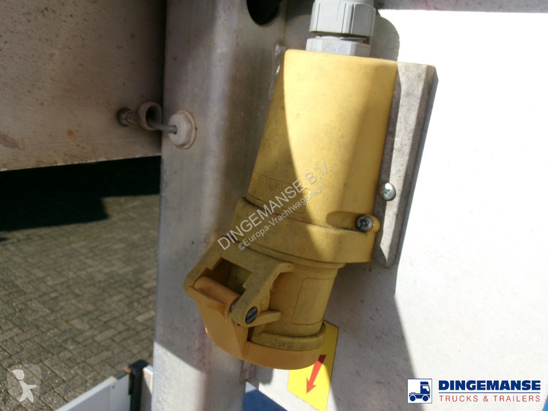 Kamion Mercedes 816 4x2 Bocker AK 32/1500 SPS...
