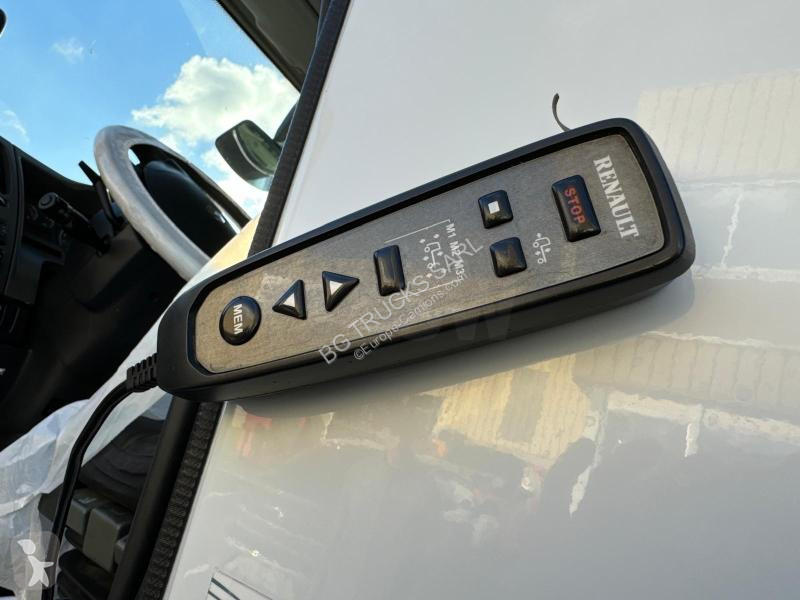 Kamion Renault 380 DXI