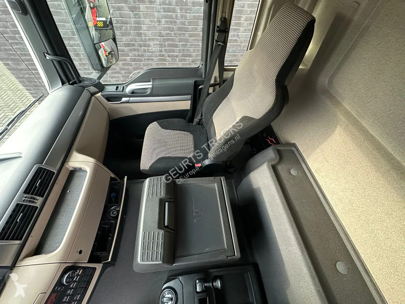 Camion MAN TGS 8X4 BL+ HYVA 18.55.S...
