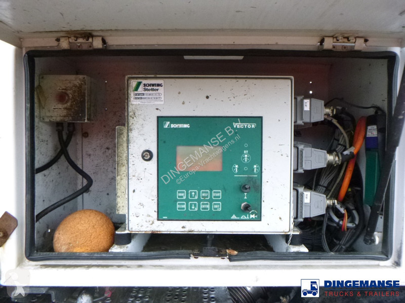 Kamion Mercedes 3240 8x4 Schwing-Stetter pump /...