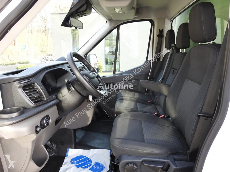 Camion Ford TRANSIT KONTENER WINDA 8 PALET...