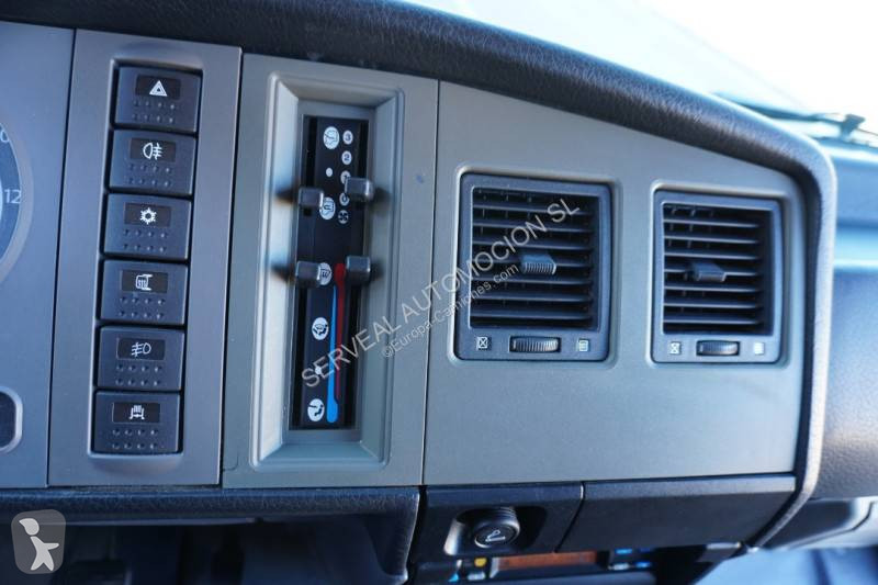 Camion Nissan