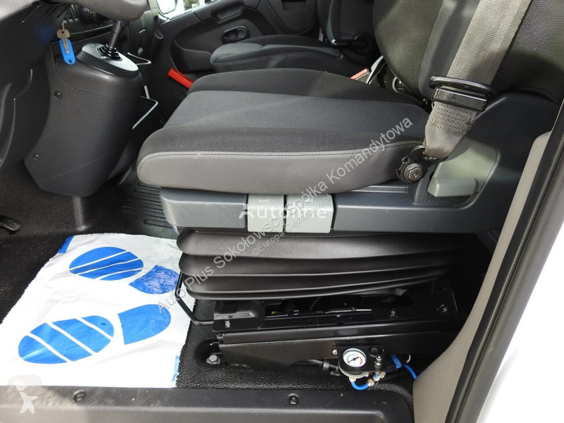 Autoutilitară Renault MASTER PLANDEKA 10 PALET...